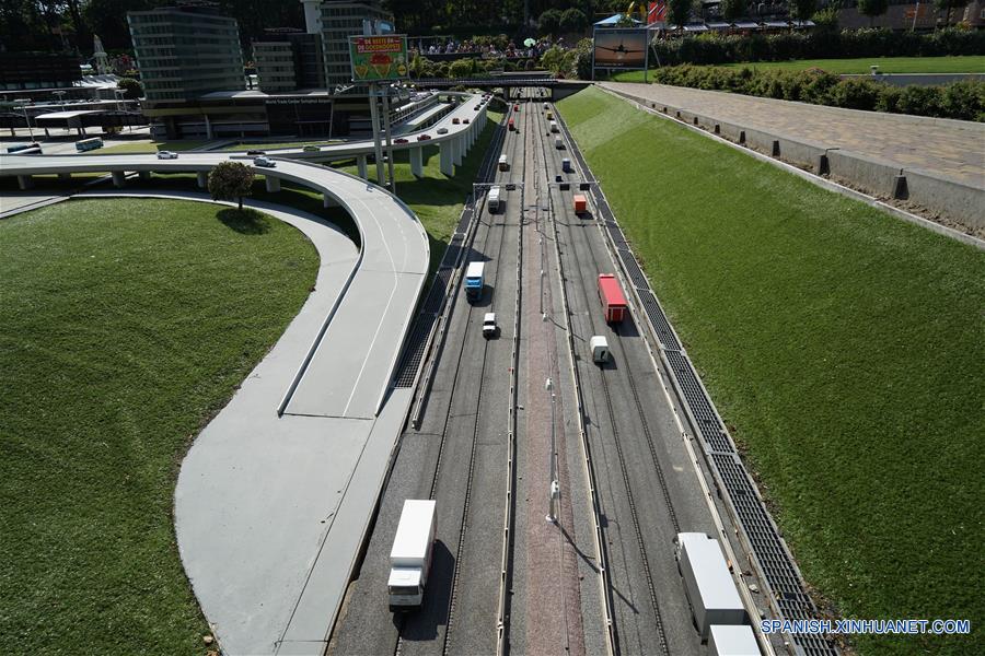 HOLANDA-LA HAYA-PARQUE MADURODAM