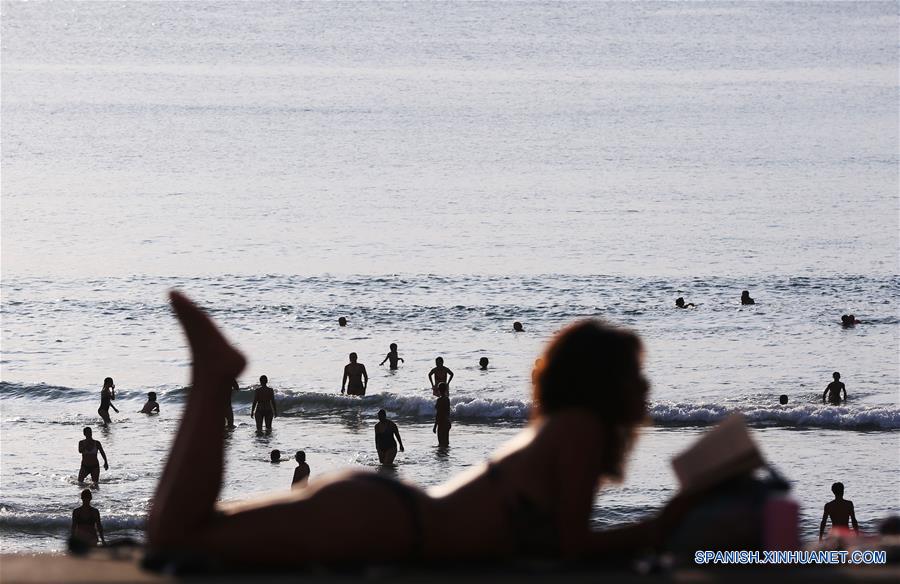 FRANCIA-BIARRITZ-VIDA COTIDIANA