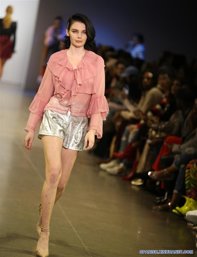 EEUU-NUEVA YORK-SEMANA MODA-VIVIENNE HU