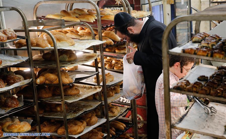 MEDIO ORIENTE-JERUSALEN-CHALLAH