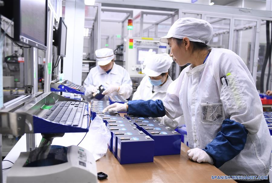 CHINA-FUJIAN-BATERIAS DE LITIO-INDUSTRIA