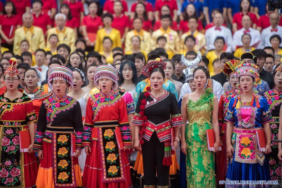 CHINA-YUNNAN-CORO-PRESENTACION
