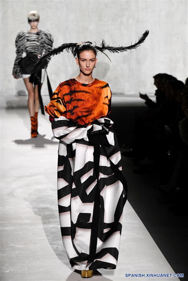 FRANCIA-PARIS-SEMANA DE LA MODA-DRIES VAN NOTEN