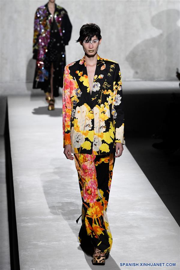 FRANCIA-PARIS-SEMANA DE LA MODA-DRIES VAN NOTEN