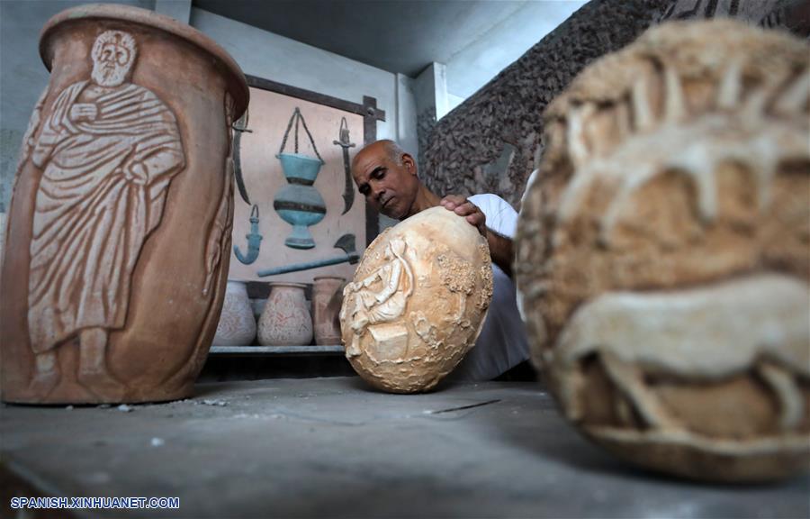 MEDIO ORIENTE-GAZA-ARTISTA