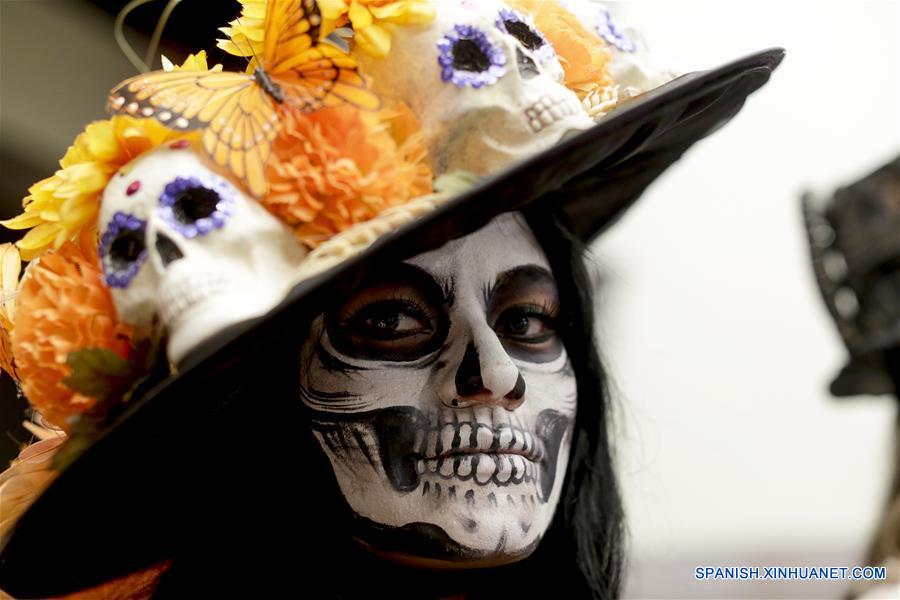 MEXICO-CIUDAD DE MEXICO-DIA DE MUERTOS-CATRINAS
