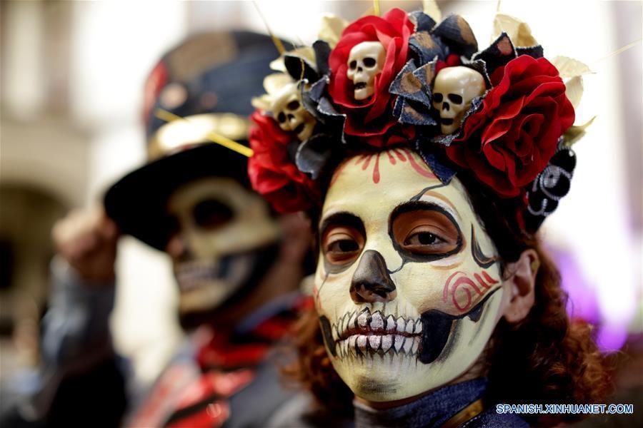 MEXICO-CIUDAD DE MEXICO-DIA DE MUERTOS-CATRINAS