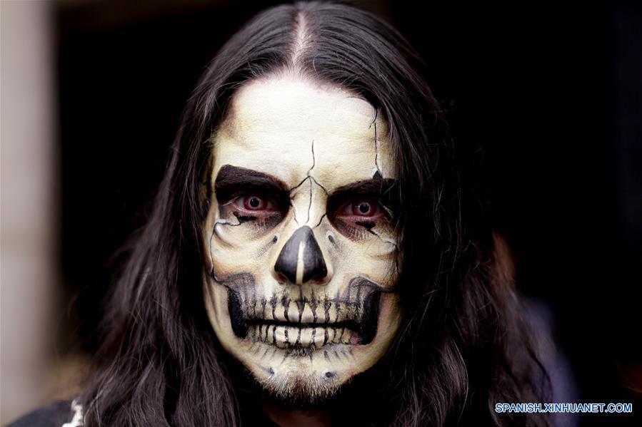 MEXICO-CIUDAD DE MEXICO-DIA DE MUERTOS-CATRINAS