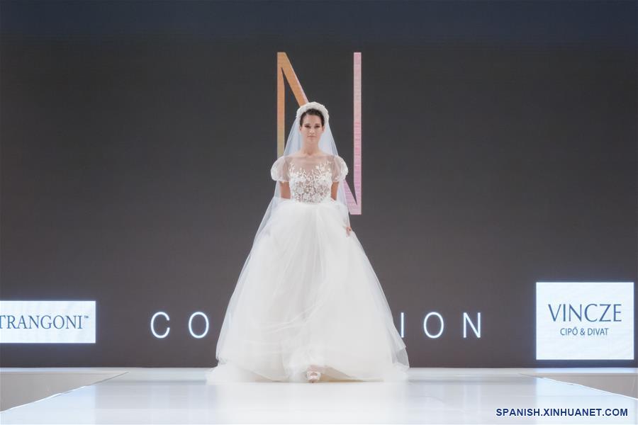 HUNGRIA-BUDAPEST-EXPO BODA-DESFILE DE MODAS