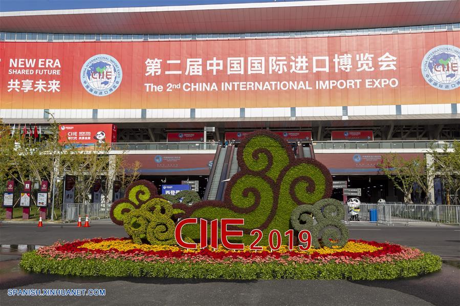 CHINA-SHANGHAI-CIIE-FLORES
