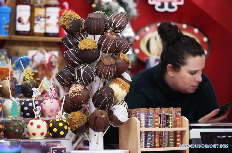FRANCIA-PARIS-MERCADO DE NAVIDAD