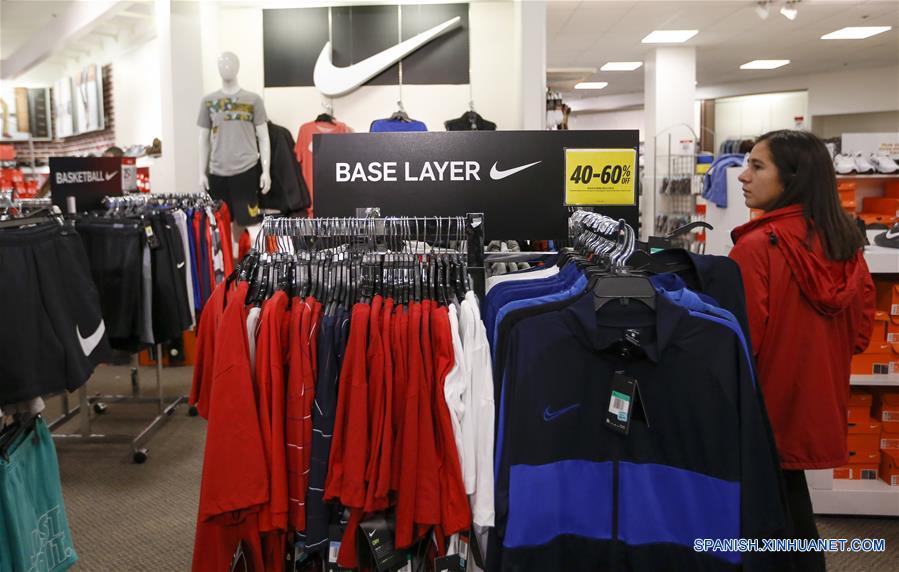 EEUU-SANTA ANA-VIERNES NEGRO