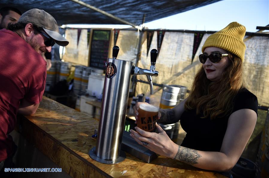 URUGUAY-MONTEVIDEO-FESTIVAL-CERVEZA