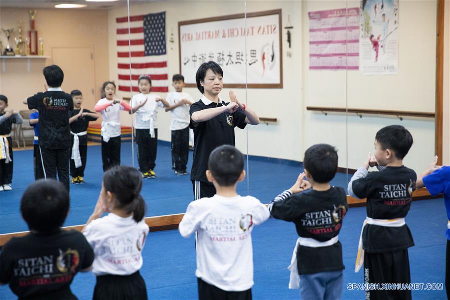 EEUU-NUEVA YORK-TAI CHI-EX CAMPEON MUNDIAL