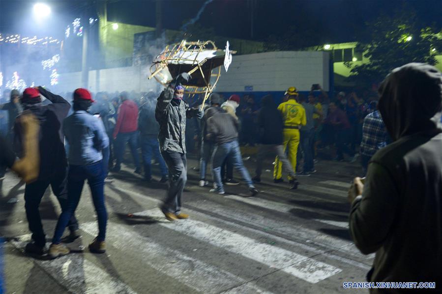 EL SALVADOR-LA LIBERTAD-FIESTAS DE ANTIGUO CUSCATLAN