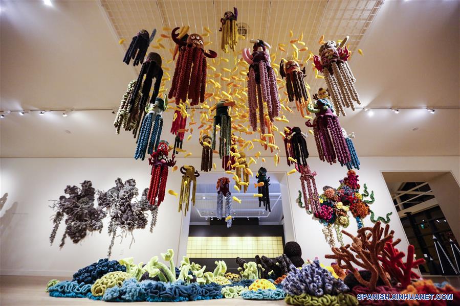 EEUU-SANTA ANA-INSTALACION ARTISTICA