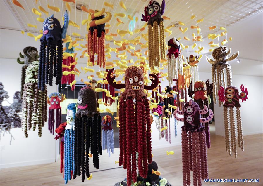 EEUU-SANTA ANA-INSTALACION ARTISTICA