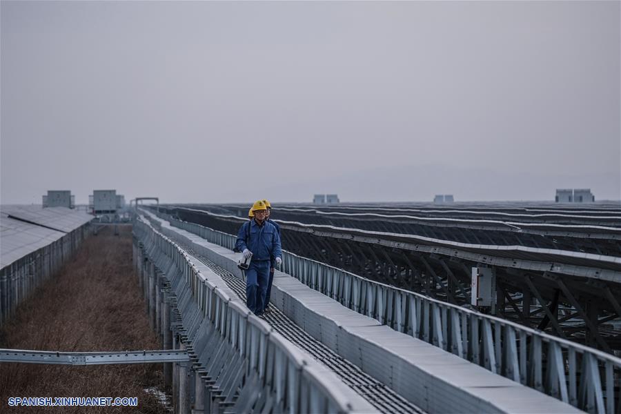 CHINA-ZHEJIANG-CIXI-ENERGIA FOTOVOLTAICA