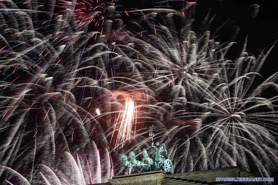 ALEMANIA-BERLIN-AÑO NUEVO-CELEBRACION