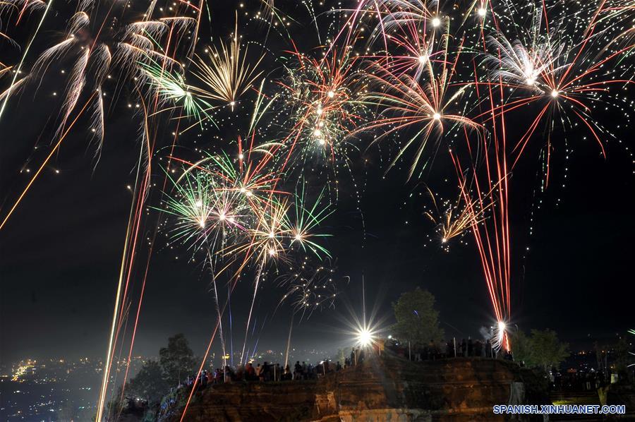 INDONESIA-YOGYAKARTA-AÑO NUEVO-CELEBRACION