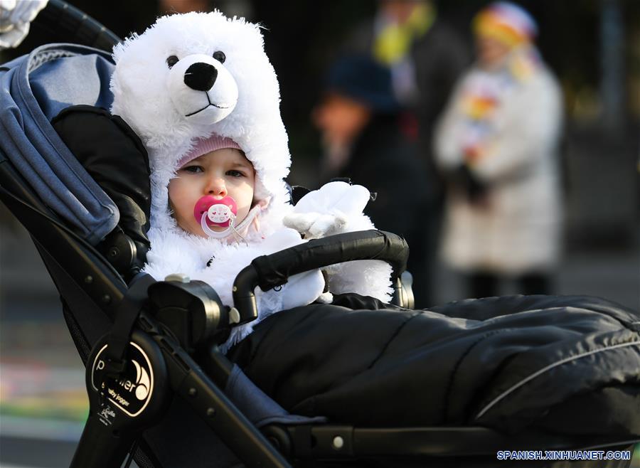 ALEMANIA-MAGUNCIA-AÑO NUEVO-DESFILE