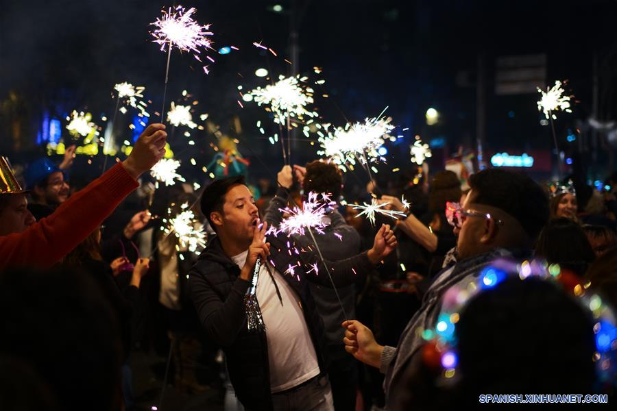 MEXICO-CIUDAD DE MEXICO-AÑO NUEVO-CELEBRACION