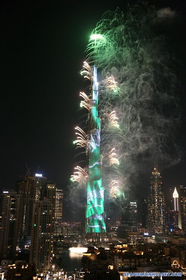 EAU-DUBAI-BURJ KHALIFA-CELEBRACION DE AÑO NUEVO