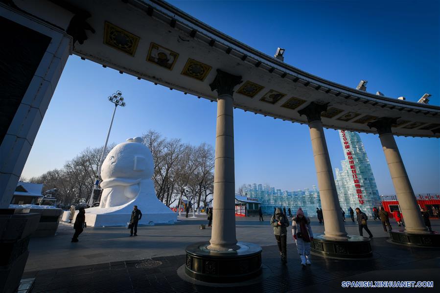 CHINA-HARBIN-MUÑECOS DE NIEVE