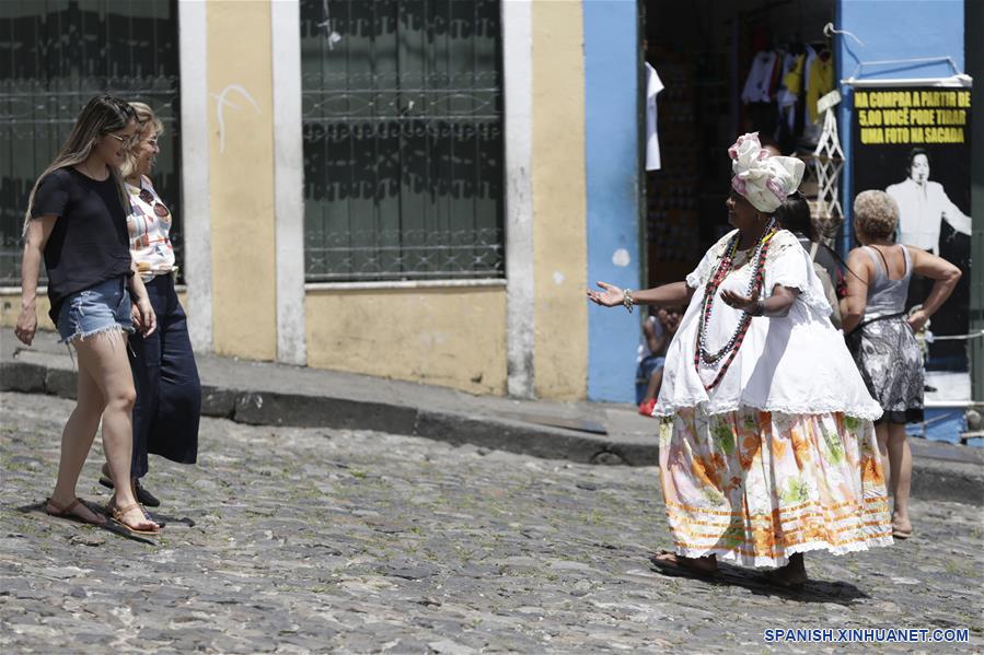BRASIL-SALVADOR-TURISMO