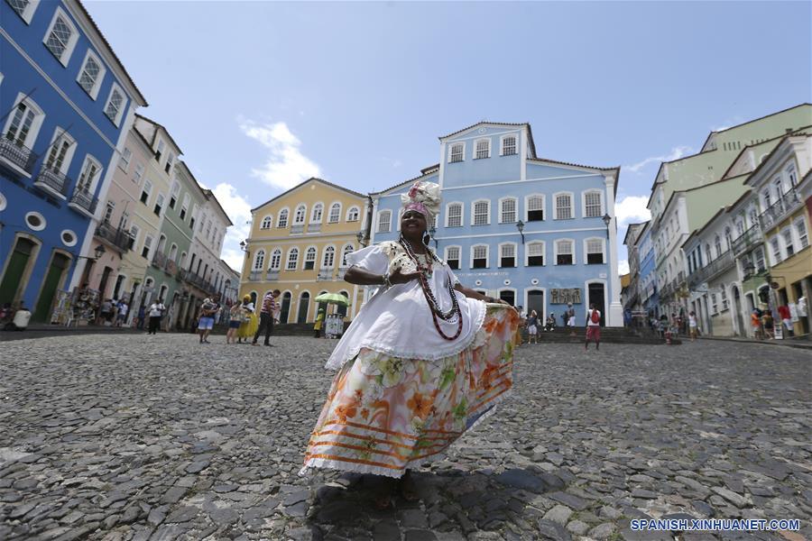 BRASIL-SALVADOR-TURISMO