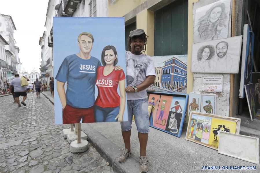BRASIL-SALVADOR-ARTISTAS CALLEJERO