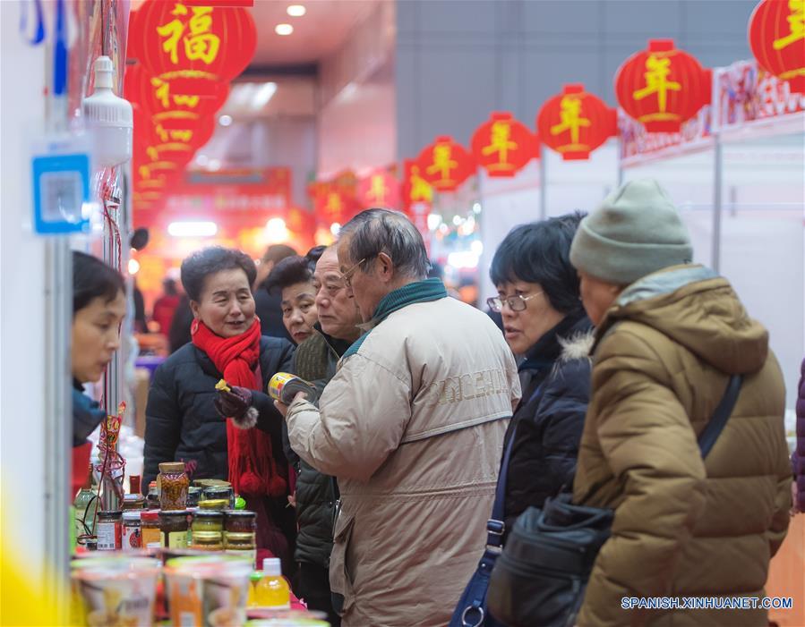 CHINA-HUBEI-WUHAN-FESTIVAL DE PRIMAVERA-FERIA DE COMPRAS