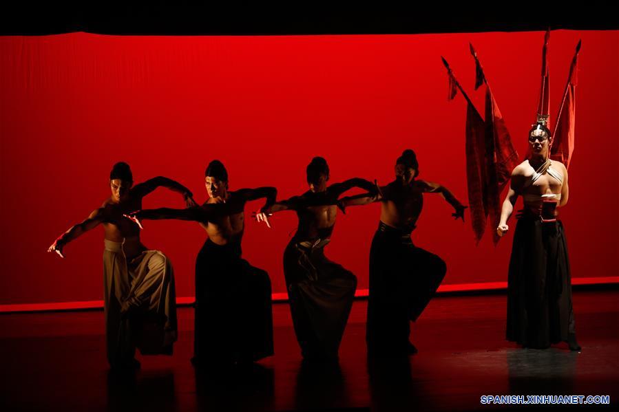 MEDIO ORIENTE-TEL AVIV-AÑO NUEVO LUNAR CHINO-CELEBRACION-DANZA