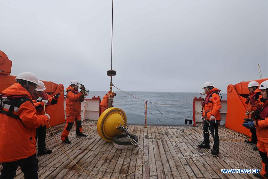 CHINA-XUELONG 2-EXPEDICION ANTARTICA  