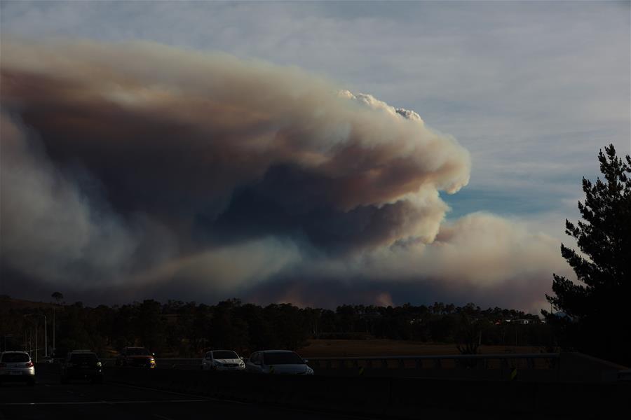 AUSTRALIA-CANBERRA-INCENDIO FORESTAL-AMENAZA