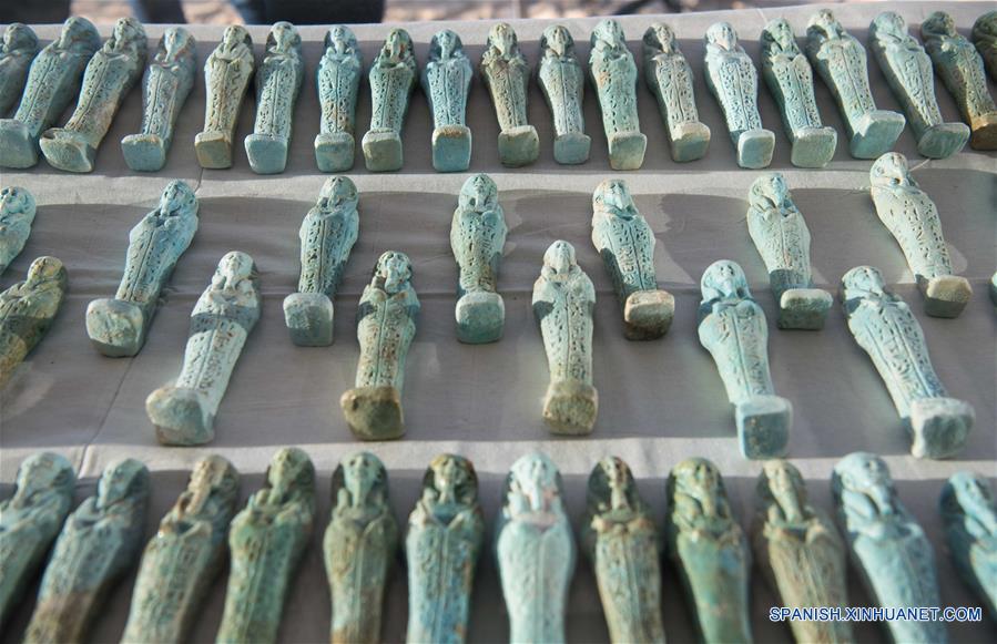 EGIPTO-MENIA-DESCUBRIMIENTO ARQUEOLOGICO