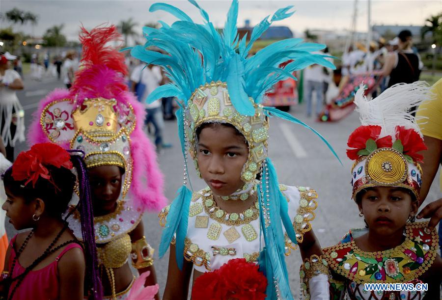 PANAMA-CIUDAD DE PANAMA-CARNAVAL-DESFILE