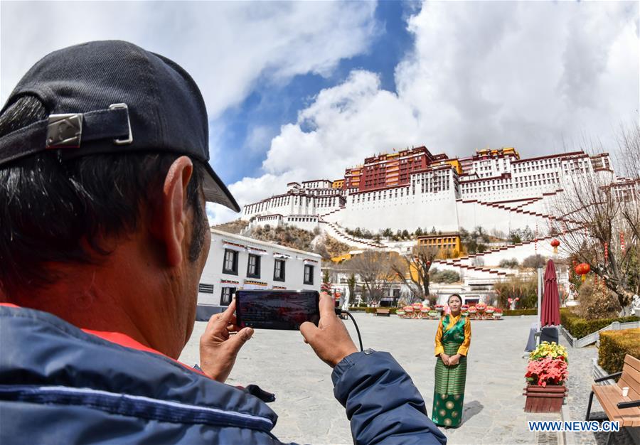 CHINA-TIBET-LHASA-PALACIO DE POTALA-TRANSMISION EN VIVO-RECORRIDO