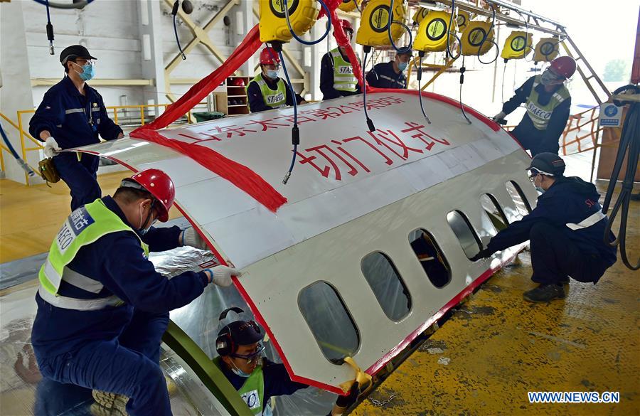 CHINA-SHANDONG-JINAN-AVIONES-TRANSFORMACION A CARGUERO