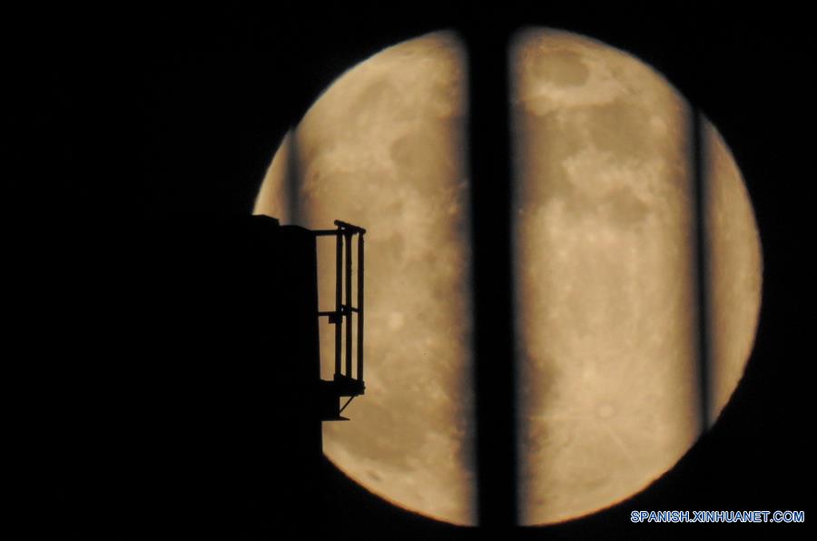 CROACIA-ZAGREB-LUNA LLENA