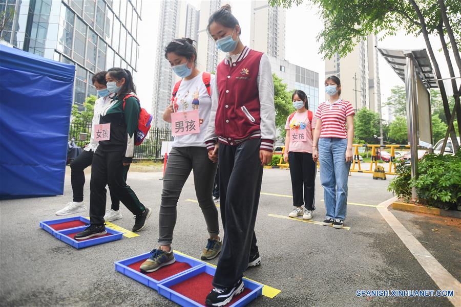 CHINA-HUNAN-CHANGSHA-JARDIN DE NI&Ntilde;OS