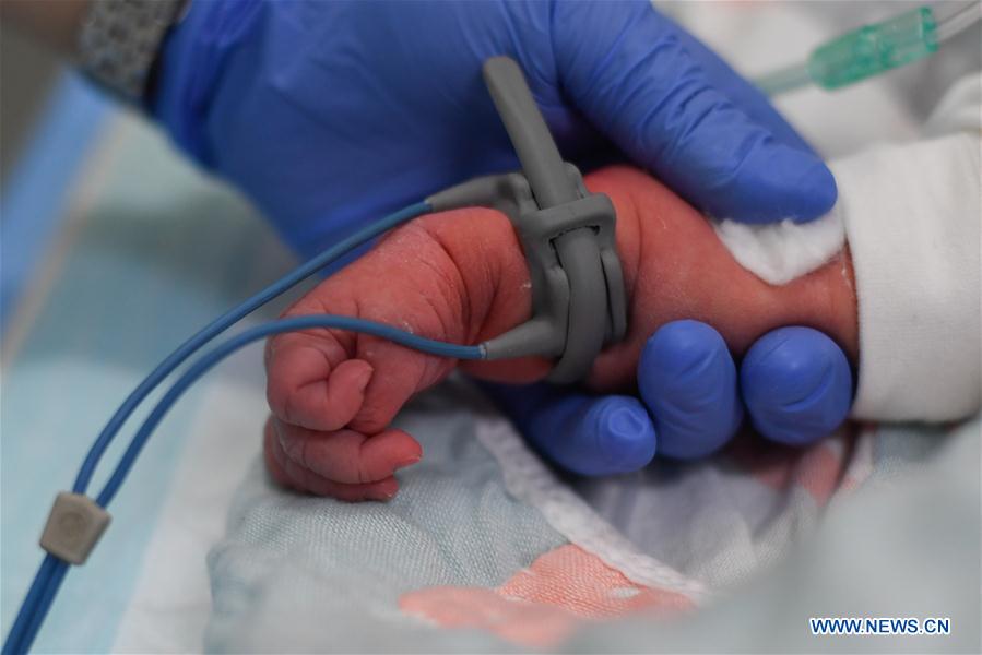 CHINA-ZHEJIANG-HANGZHOU-HOSPITAL INFANTIL-ENFERMERAS
