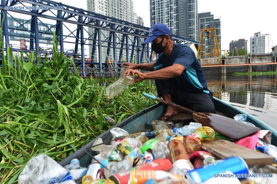 TAILANDIA-BANGKOK-CANAL-RECOLECTOR DE BASURA
