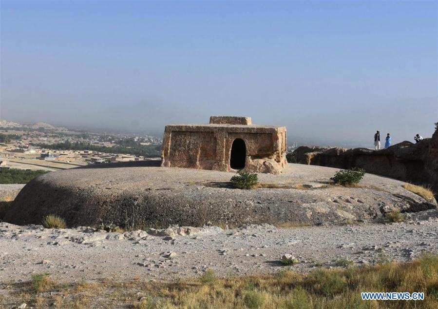 AFGANISTAN-BALKH-MONUMENTOS HISTORICOS-RESTAURACION