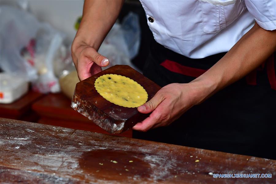 CHINA-HENAN-PASTEL DE LUNA-PANADERIA