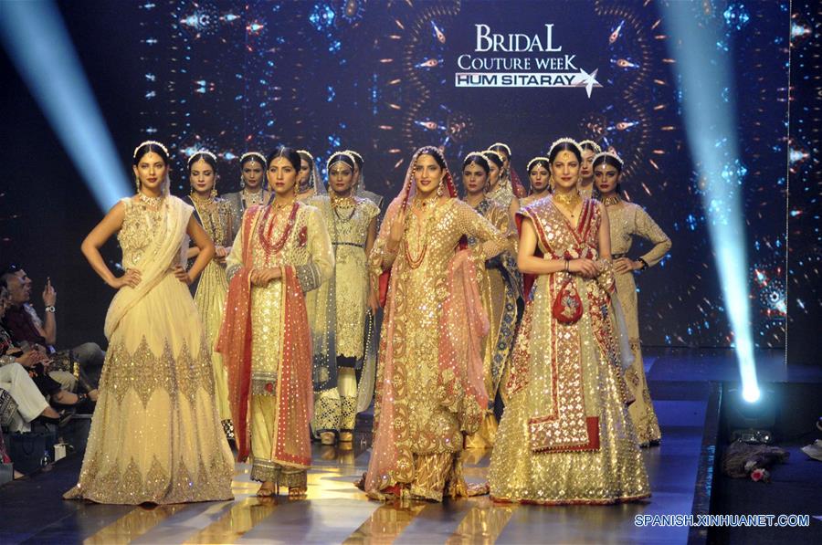 PAKISTAN-KARACHI-BRIDAL COUTURE WEEK