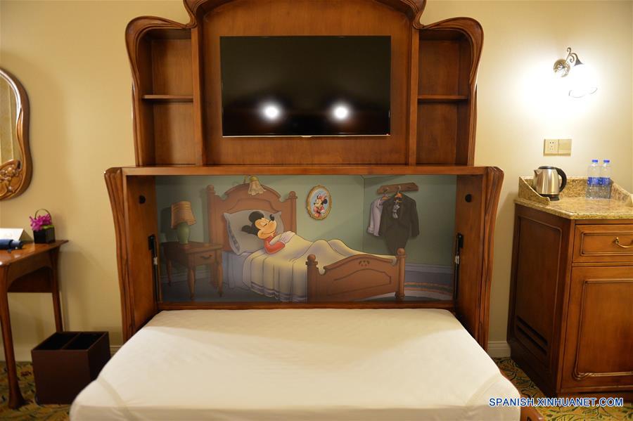 (6)CHINA-SHANGHAI-INDUSTRIA-DISNEYLANDIA
