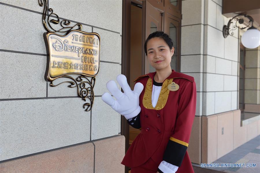 (12)CHINA-SHANGHAI-INDUSTRIA-DISNEYLANDIA
