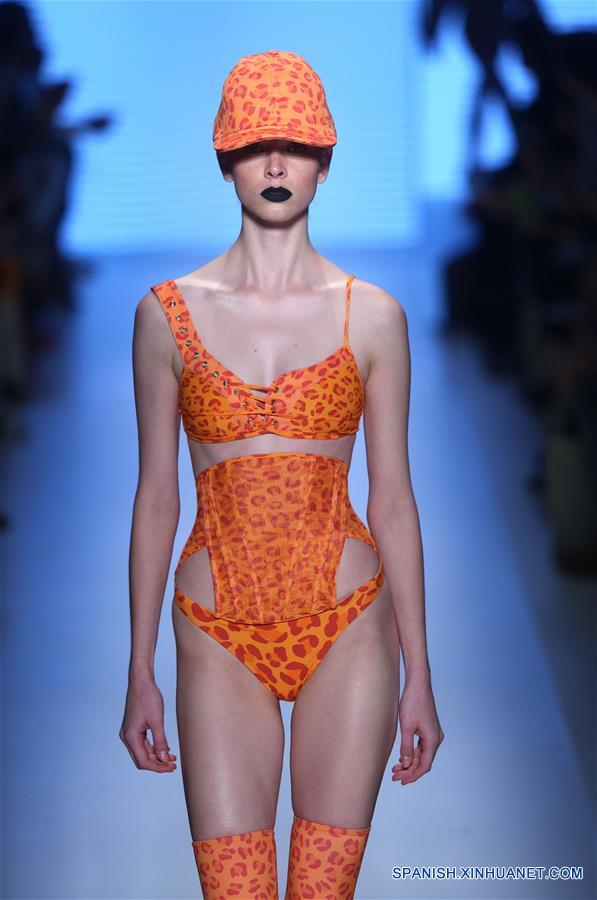 (21)BRASIL-SAO PAULO-MODA-SEMANA MODA