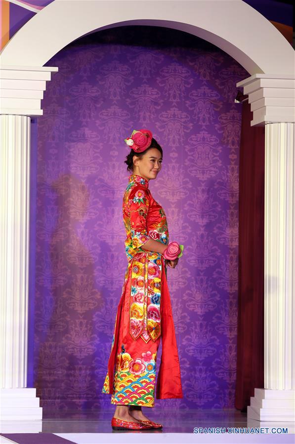 (1)CHINA-HONG KONG-MODA-EXPOSICION